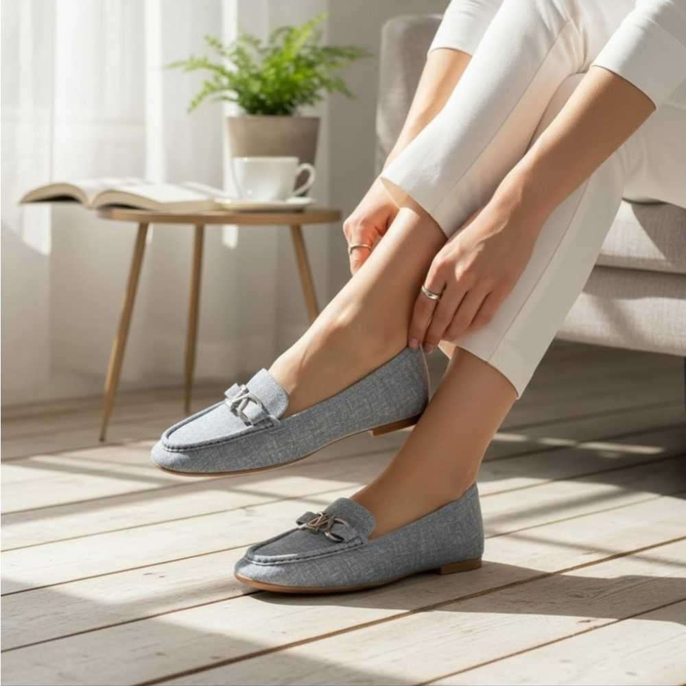 Naturalizer Leather Moccasins Penny Loafers Oxfords - 9 M Sky Blue Denim Wash